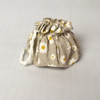Small-Daisy-closed